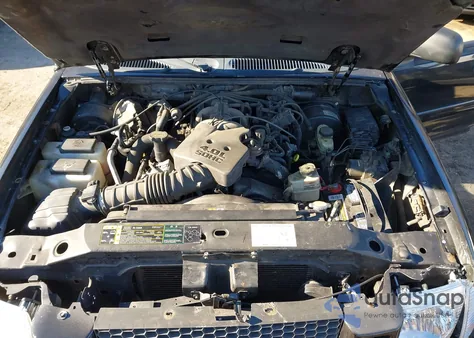 2005 Ford Explorer Sport Trac Adrenalin/Xls/Xlt z USA, uszkodzony, nr VIN 1FMZU67K55UB32589